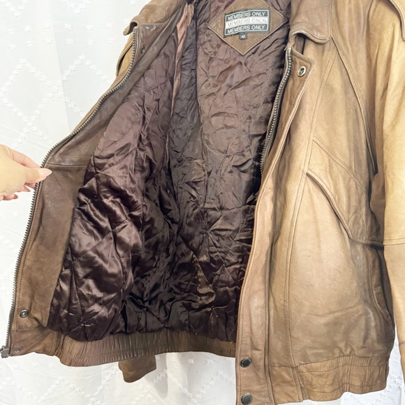🪩 294. Vintage MEMBERS ONLY | Mens brown suede bomber jacket size 42 - Picture 8 of 13